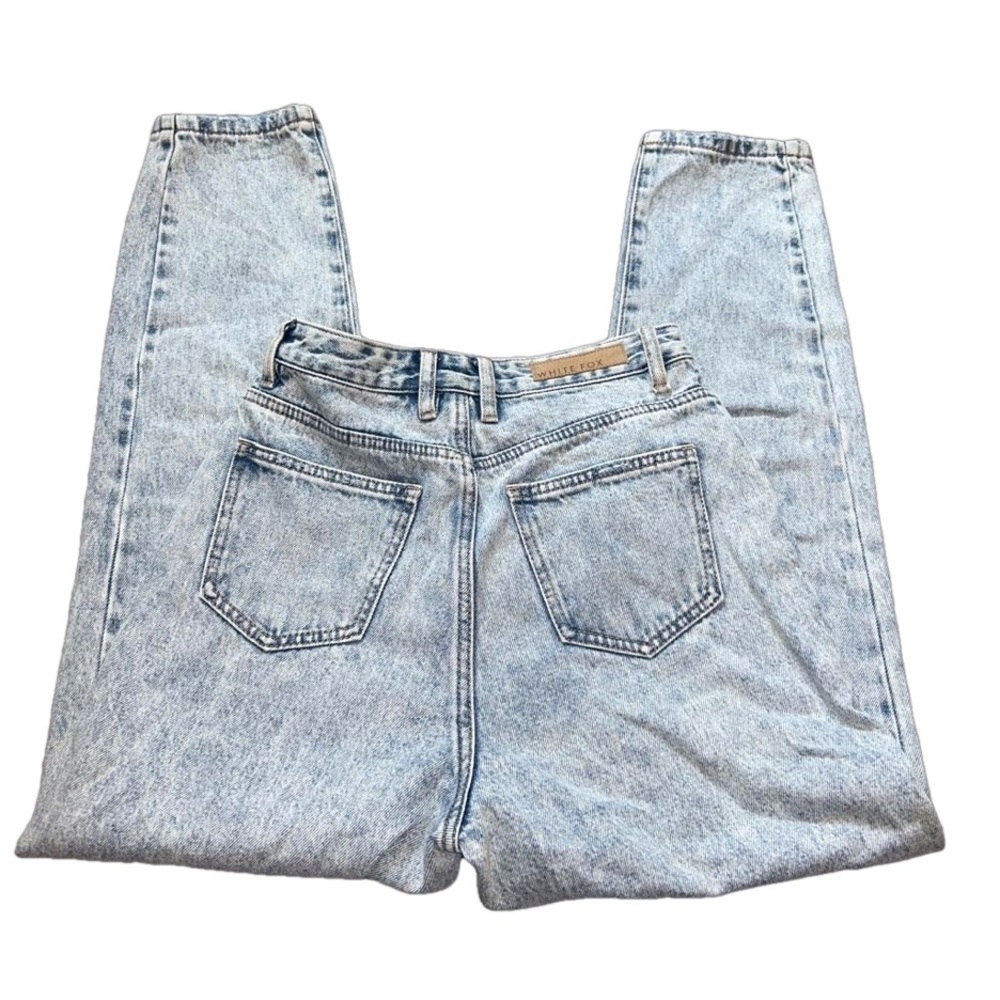 White Fox Boutique  Like Duh! Boyfriend Jean WASHED BLUE DENIM  Size Small - Picture 6 of 6